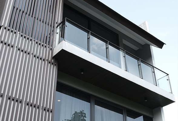 Den-Dimas-House-Facade